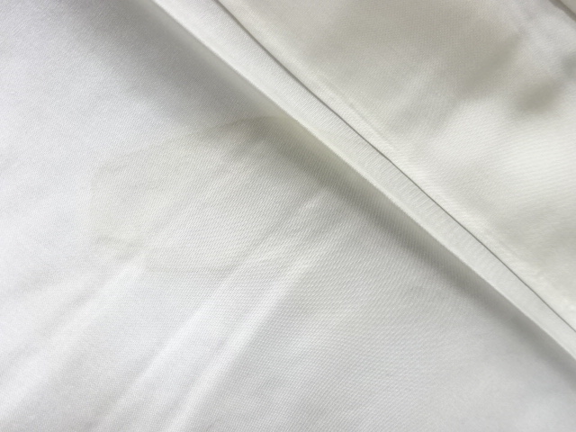  大特価品　草葉模様織り出し本場泥大島紬着物(5マルキ)